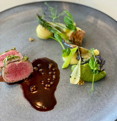 Opinii despre PIER Restaurant în Cape Town - Hospitality and gastronomy