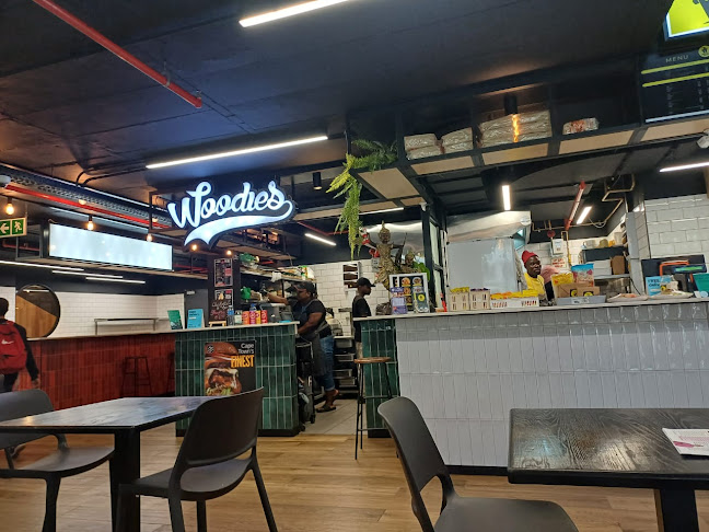Woodies Burgers - Cape Town