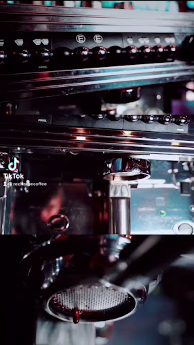 Comentarii opinii despre Recharge Coffee Co.