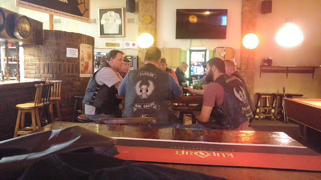 Comentarii opinii despre Chris's Den