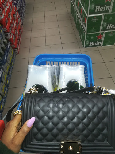 Adami's Liquorland Bottlestore - Hospitality and gastronomy