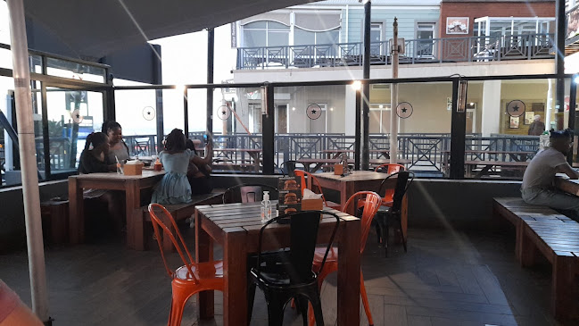 Shop 6, Dolphins Leap Centre, Beach Rd, Humewood, Gqeberha, 6001