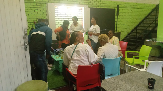 Opinii despre Enkundleni Corner Pub & Grill, Midrand în Midrand - Hospitality and gastronomy