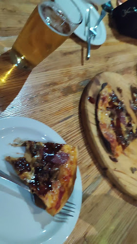 Opinii despre The LookOut Kitchen & Grill în East London - Hospitality and gastronomy