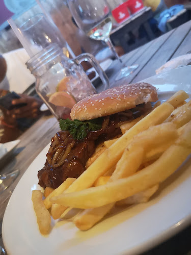 Opinii despre Crowbar Riverside în Durban - Hospitality and gastronomy