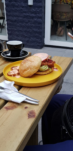 Opinii despre Yumi (Uber Eats) în Cape Town - Hospitality and gastronomy