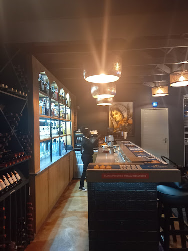 New Delhi, North Indian Restaurant - Hospitality and gastronomy