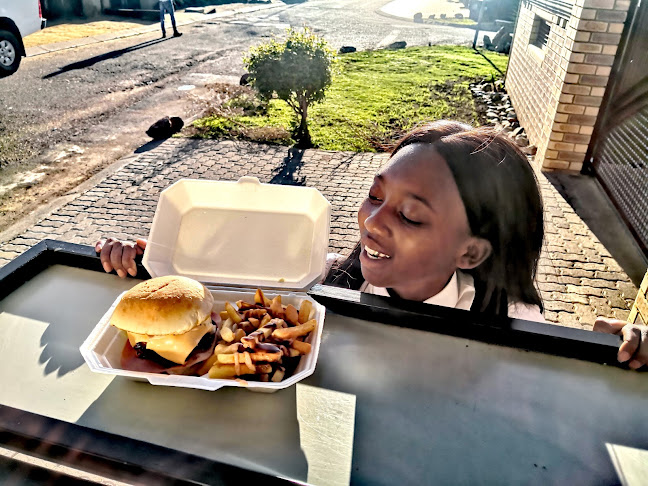 Crispy Shandis - Pimville