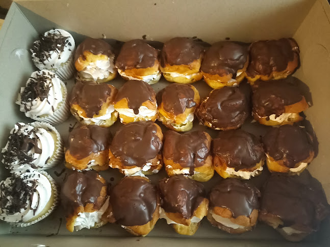 Comentarii opinii despre The Cake Box Girl