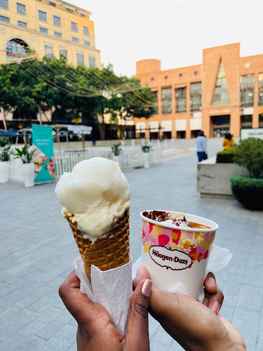 Opinii despre Haagen Dazs Sandton City în Johannesburg - Hospitality and gastronomy