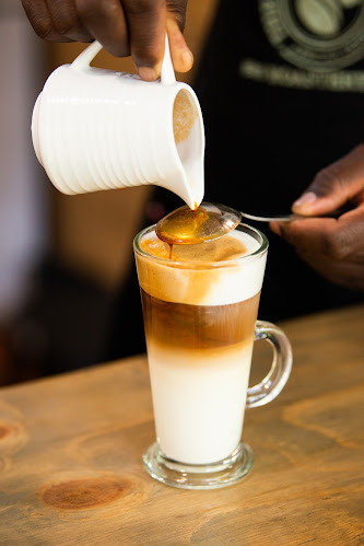 Opinii despre Green Bean Coffee Shop at Boskruin Butchery în Randburg - Hospitality and gastronomy