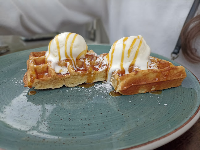 Comentarii opinii despre Mayfair Cafe.