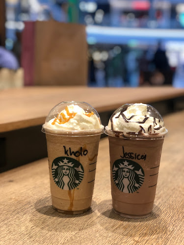 Comentarii opinii despre Starbucks Fourways Mall