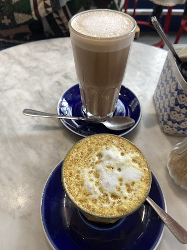 Corner Buitenkant and, Barrack St, District Six, Cape Town, 7925