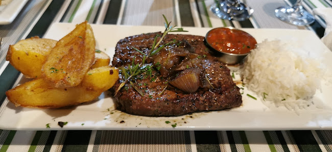 Opinii despre The Black Swan Restaurant & Cape Karoo Eatery în Oudtshoorn - Hospitality and gastronomy