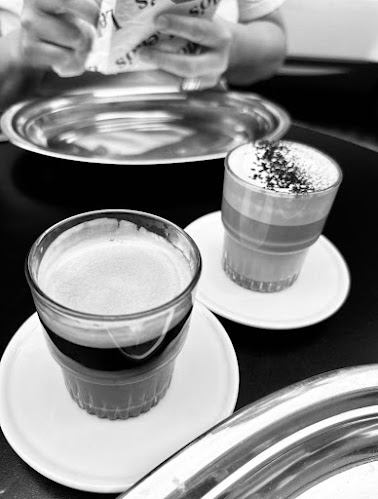 Lello’s Caffè Espresso Bar - Hospitality and gastronomy