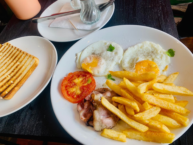 32 St Georges Mall, Cape Town City Centre, Cape Town, 8000