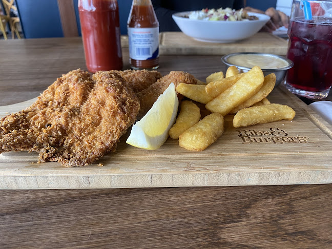 and, Corner Monument, Harvest Place, Blaauwklippen Ave, Glen marais, Kempton Park, 1619