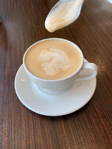 Opinii despre La Strada Cafe - Italian Street Food în Edenvale - Hospitality and gastronomy