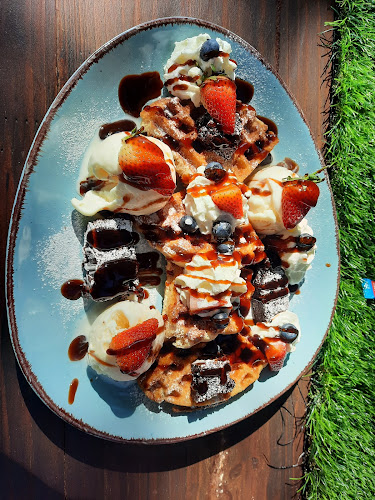 and, Atterbury Road, January Masilela Dr, Menlyn, Pretoria, 0062