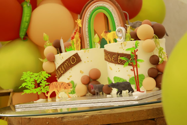 Ohsomecakes Pty Ltd - Hospitality and gastronomy