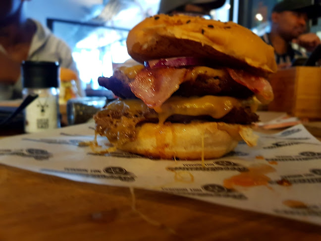 RocoMamas Dolphins Leap - Halaal - Hospitality and gastronomy