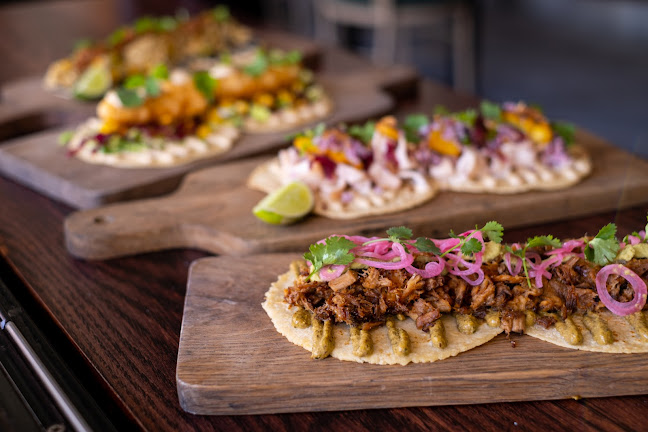 Una Más - Mezcaleria - Hospitality and gastronomy