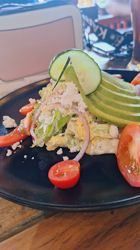 Shop 33, Village View Shopping Centre, Bedfordview, 2007