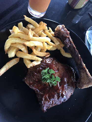 Opinii despre Uhuru Cafe & Wine Emporium în Polokwane - Hospitality and gastronomy