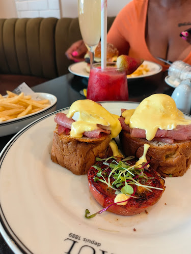 PAUL - Hospitality and gastronomy