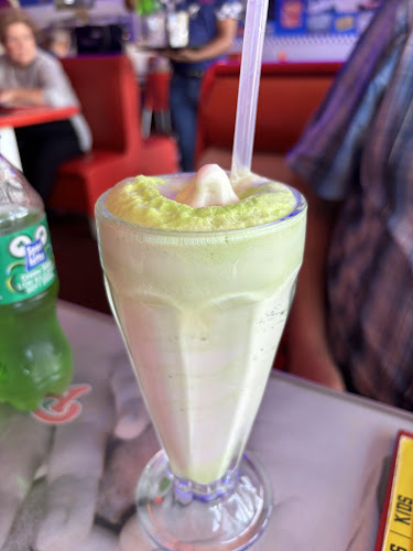 Roxy's Diner & Ice Cream Parlour - Hospitality and gastronomy