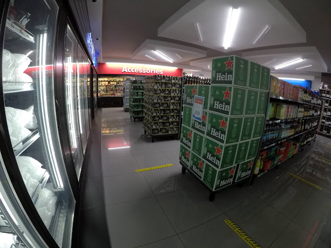 Shop 4, Constantia Centre, 2455 Albertina Sisulu Rd, Florida, Roodepoort, 1709