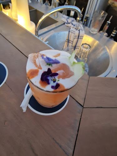 Opinii despre Baptiste Rooftop Pool, Bar & Lounge în Cape Town - Hospitality and gastronomy