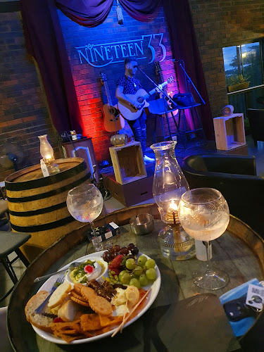 Opinii despre Nineteen33 Speakeasy Bar & Venue în Gqeberha - Hospitality and gastronomy