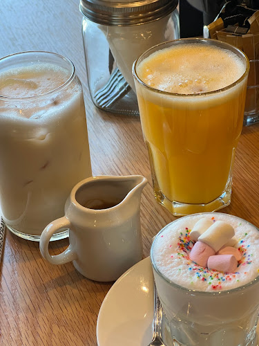 Opinii despre Bootlegger The Zone Halaal în Johannesburg - Hospitality and gastronomy