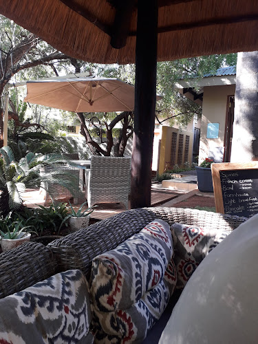 Honeyball Coffee Shop & Overnight Guest Rooms - Hospitality and gastronomy