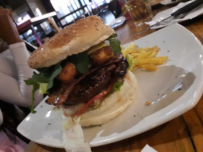 Comentarii opinii despre CAPPELLO NEWTOWN