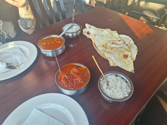Opinii despre Banjaara Indian Restaurant & take-away weltevreden park town square în Johannesburg - Hospitality and gastronomy