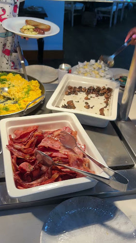 Olives and Plates Wits Club and Conference