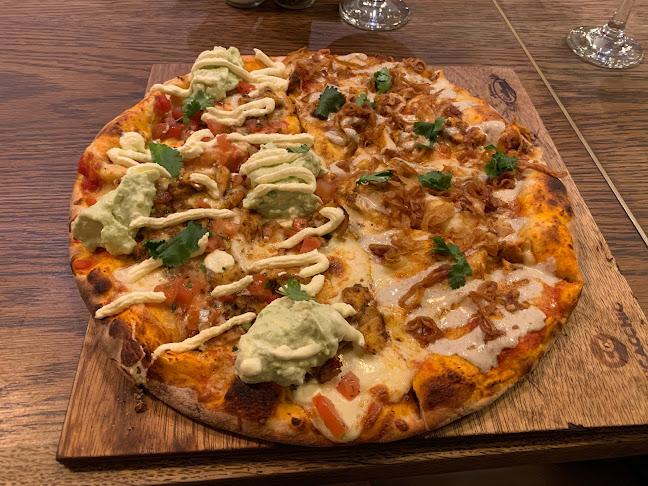 Shop 30, Brooklyn Mall, 303 Bronkhorst St, Nieuw Muckleneuk, Pretoria, 0181