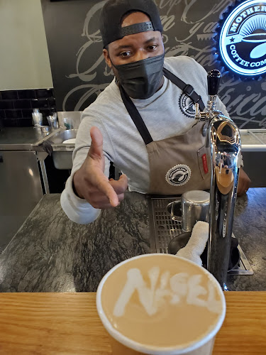 Opinii despre Motherland Coffee Company The Hood în Johannesburg - Hospitality and gastronomy