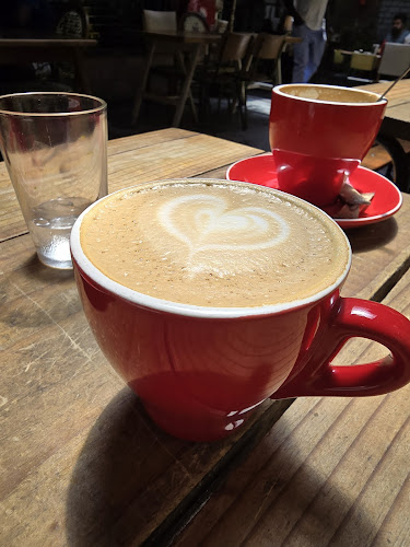 Opinii despre The Dog's Bollocks at YARD în Cape Town - Hospitality and gastronomy