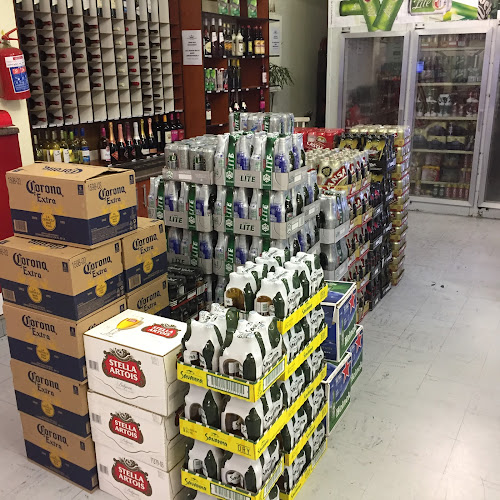 Morningside Liquor store - Hospitality and gastronomy