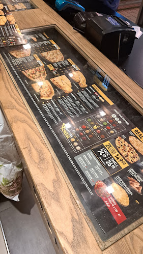 Debonairs Pizza