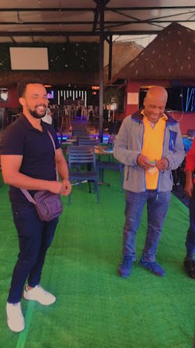 Comentarii opinii despre H20 Pub & Carwash