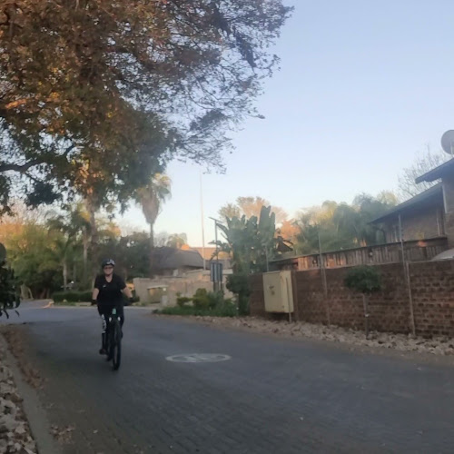 Bootlegger - Linton's Corner