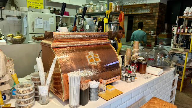 Opinii despre Pool Caffe în Cape Town - Hospitality and gastronomy