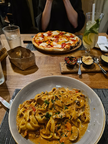 Casa Bella Montecasino - Hospitality and gastronomy