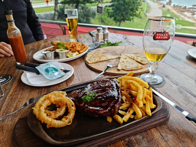 Barney's Tavern - Gqeberha