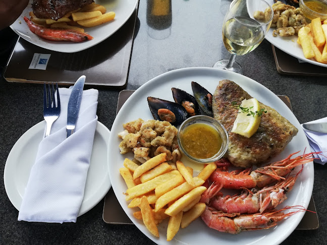 Clippers Bar & Restaurant